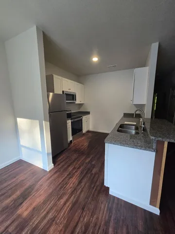 $1,525 | 920 Willow Drive, Lawrenceburg, TN 38464