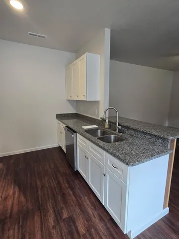 $1,525 | 920 Willow Drive, Lawrenceburg, TN 38464