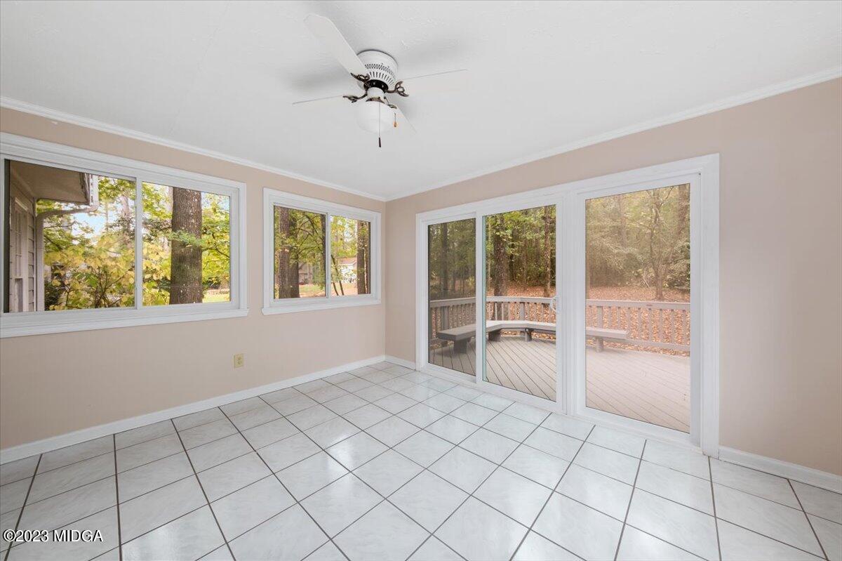 1434 Craddock Way Macon, GA 31210 - Photo 14 of 32 a view of an empty room with a window