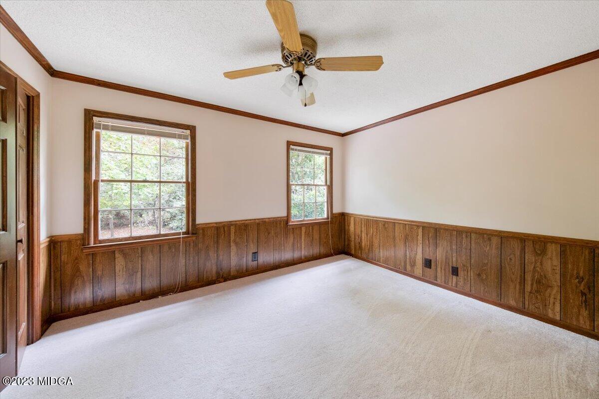 1434 Craddock Way Macon, GA 31210 - Photo 20 of 32 a view of an empty room with a window