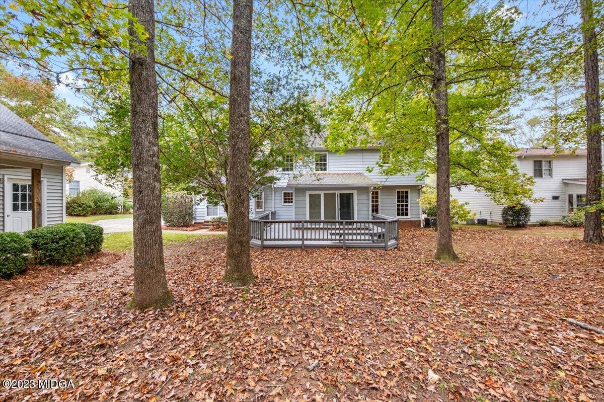 1434 Craddock Way Macon, GA 31210 - Photo 30 of 32 a front view of a house with garden