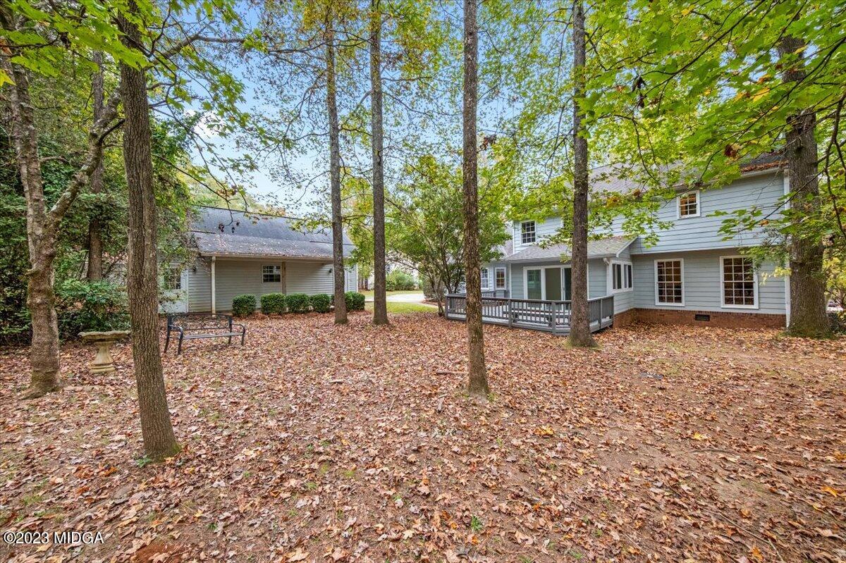 1434 Craddock Way Macon, GA 31210 - Photo 3 of 32 a house that has tree in front of it