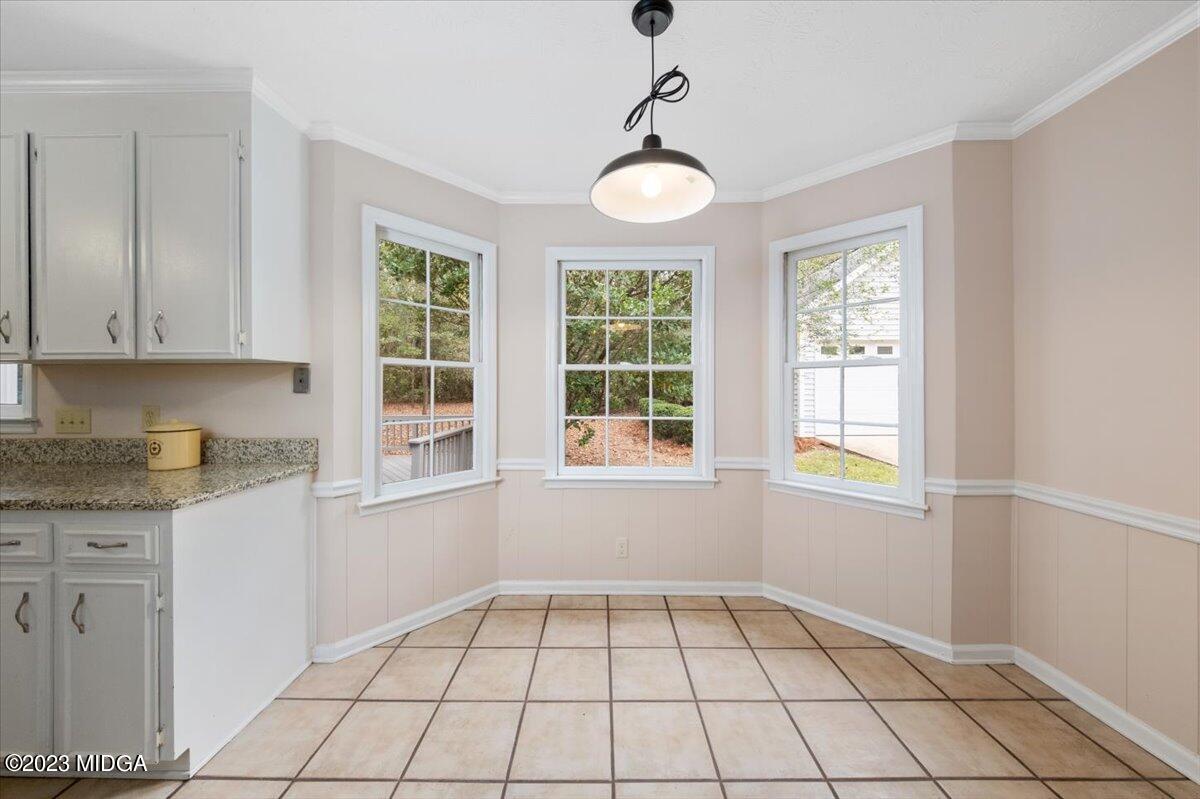 1434 Craddock Way Macon, GA 31210 - Photo 6 of 32 a view of an empty room with a window