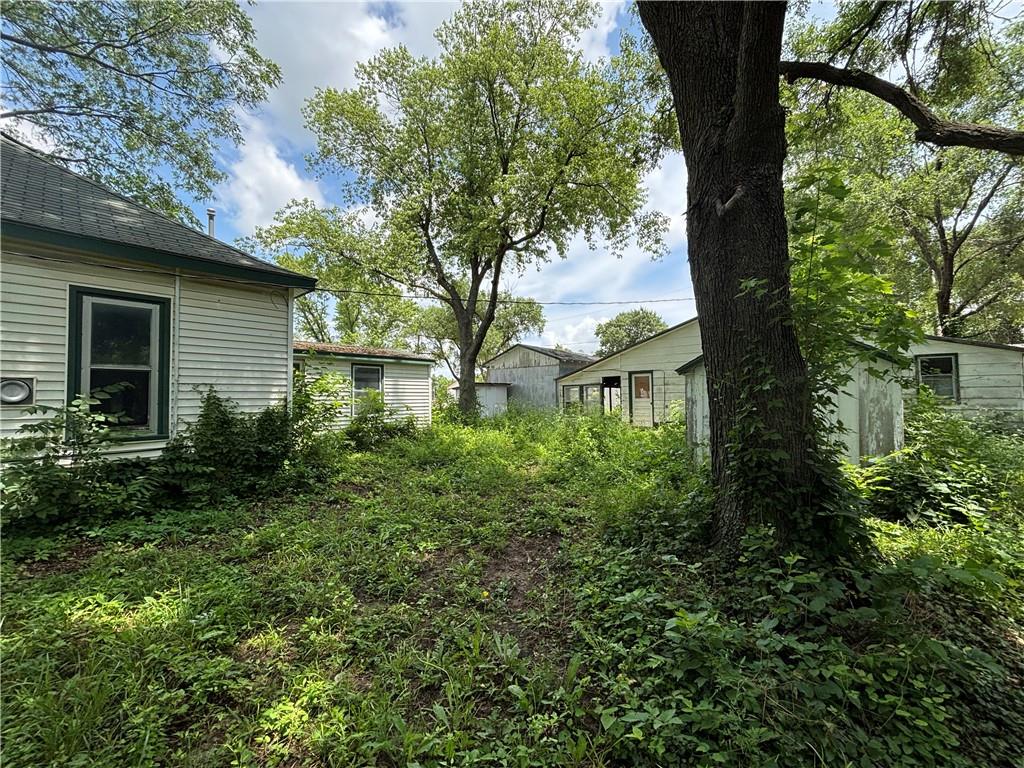 114 Schofield Street Waverly, KS 66871 - Photo 10 of 59