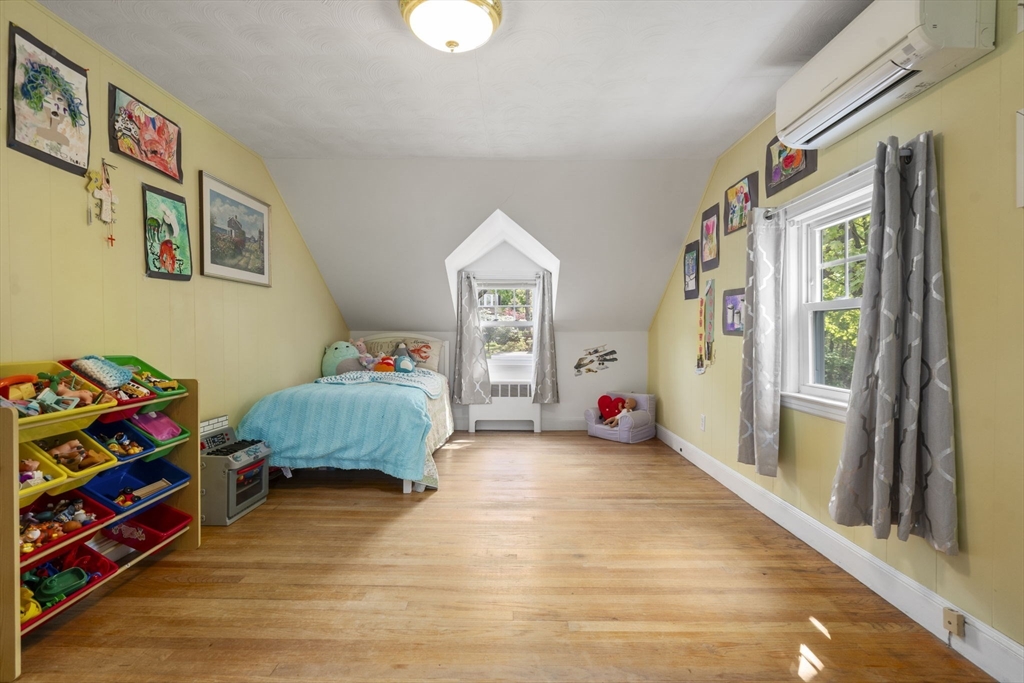 12 Maple Road Melrose, MA 02176 - Photo 14 of 29 Gallery Image 14