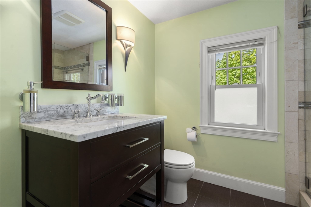 12 Maple Road Melrose, MA 02176 - Photo 16 of 29 Gallery Image 16