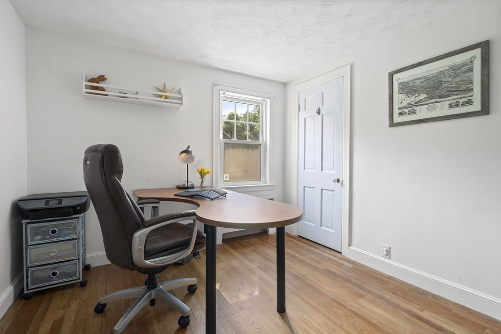 12 Maple Road Melrose, MA 02176 - Photo 18 of 29 Gallery Image 18