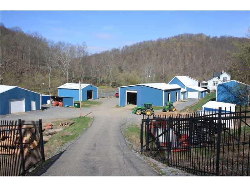 669 Deep Valley Road Aleppo, PA 15310 - Photo 2 of 17