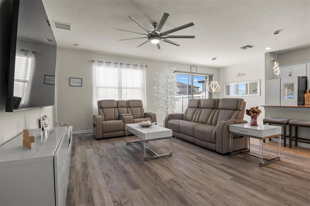 8846 Conway Road Polk City, FL 33868 - Photo 4 of 26