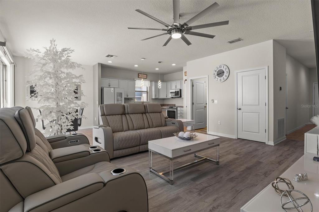 8846 Conway Road Polk City, FL 33868 - Photo 5 of 26