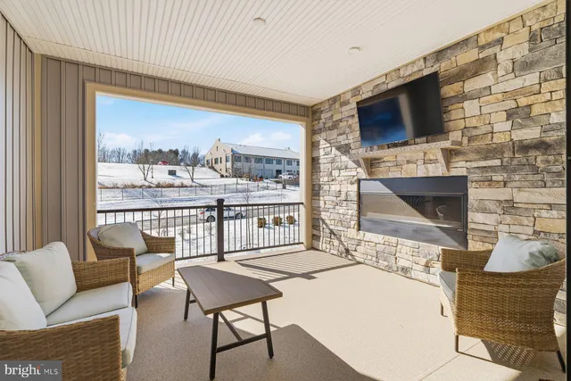 $710,000 | 241 Hickory Hollow, Cockeysville, MD 21030