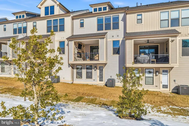 $710,000 | 241 Hickory Hollow, Cockeysville, MD 21030