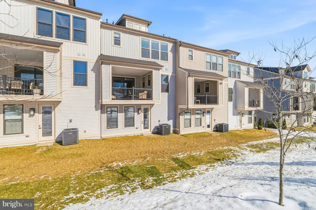 $710,000 | 241 Hickory Hollow, Cockeysville, MD 21030