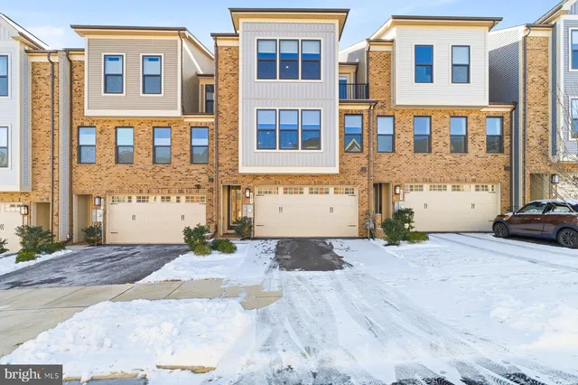 $710,000 | 241 Hickory Hollow, Cockeysville, MD 21030