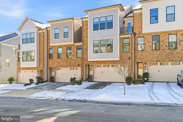 $710,000 | 241 Hickory Hollow, Cockeysville, MD 21030