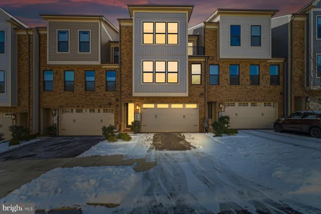 $710,000 | 241 Hickory Hollow, Cockeysville, MD 21030