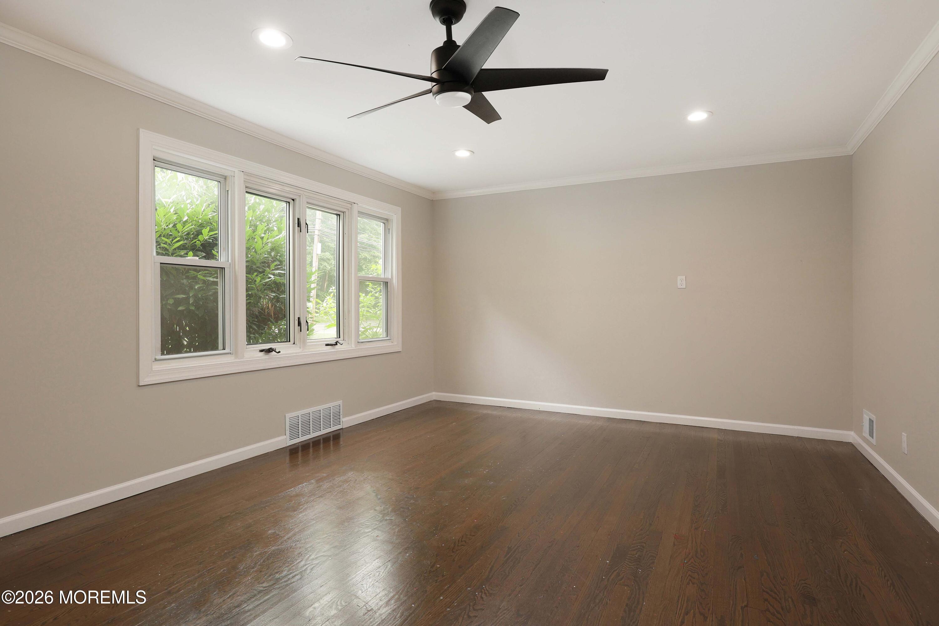 47 Phalanx Road Lincroft, NJ 07738 - Photo 6 of 36 758A2119