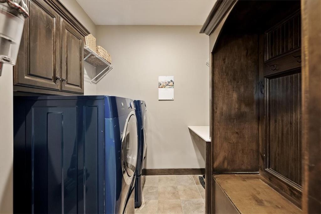9153 Shady Bend Road Lenexa, KS 66227 - Photo 35 of 46