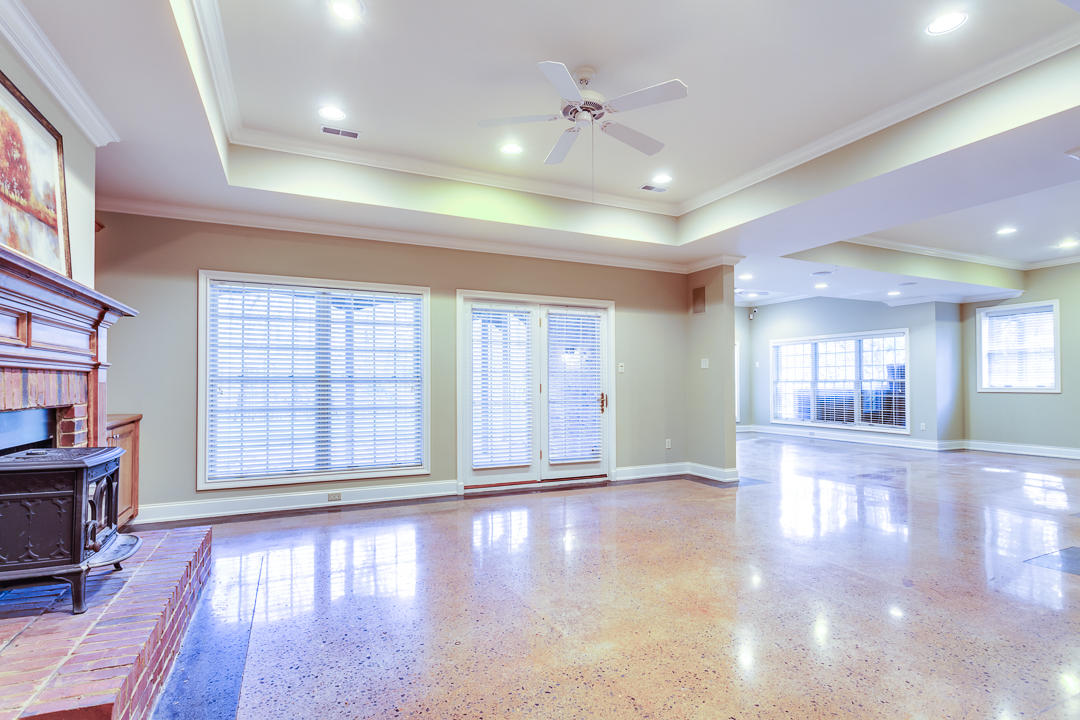 507 Smith Road Knoxville, TN 37934 - Photo 34 of 40 Basement Family Room