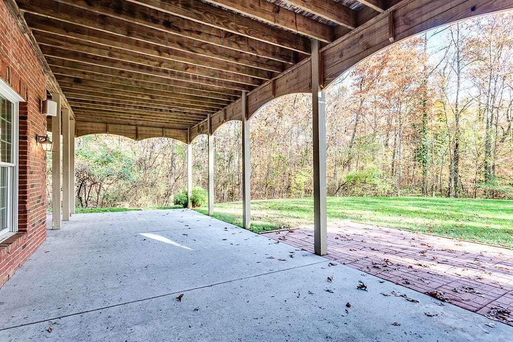 507 Smith Road Knoxville, TN 37934 - Photo 38 of 40 LOWER PATIO