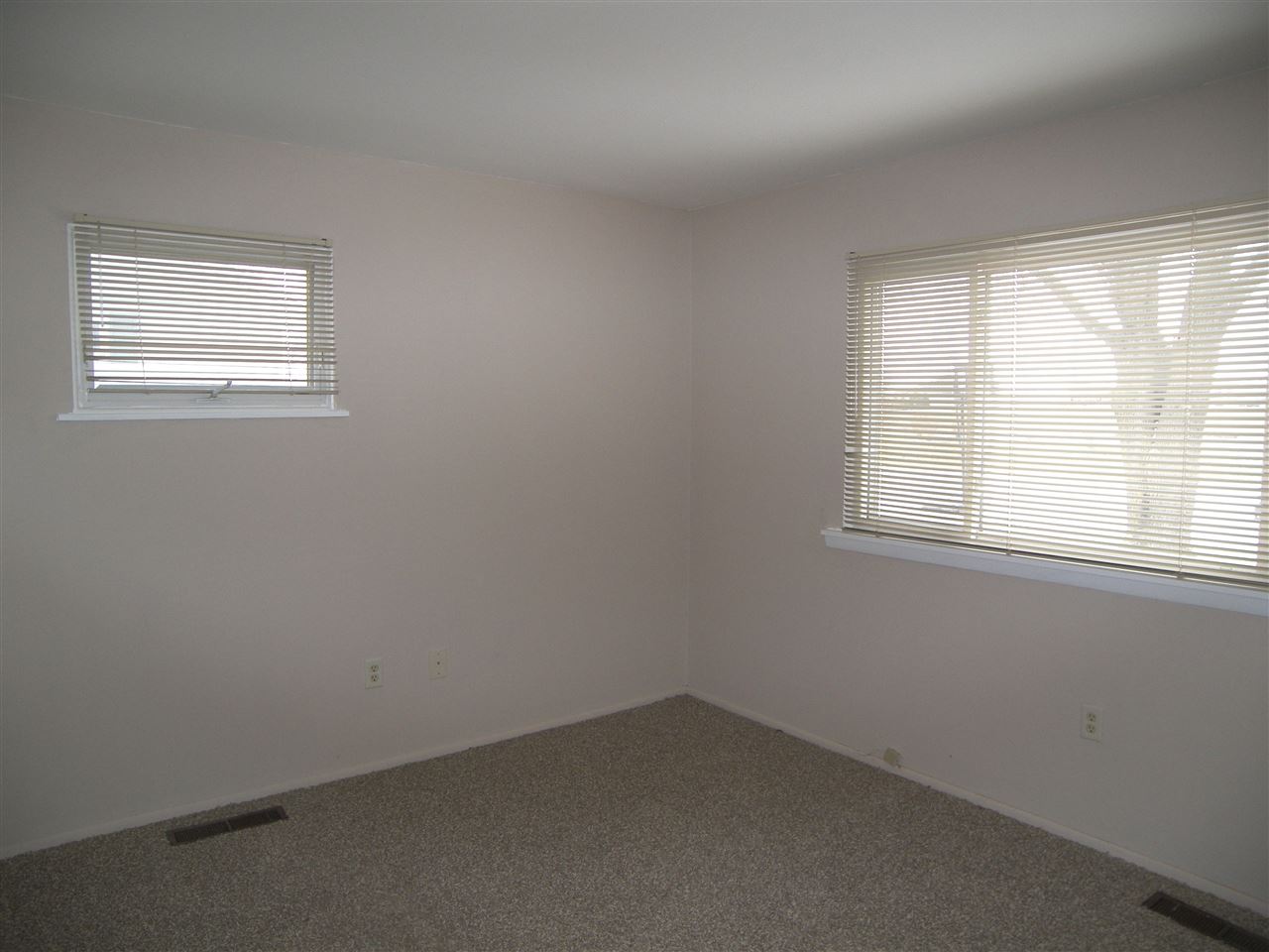 2702 Patterson Road Warsaw, IN 46582 - Photo 18 of 33 Gallery Image 18