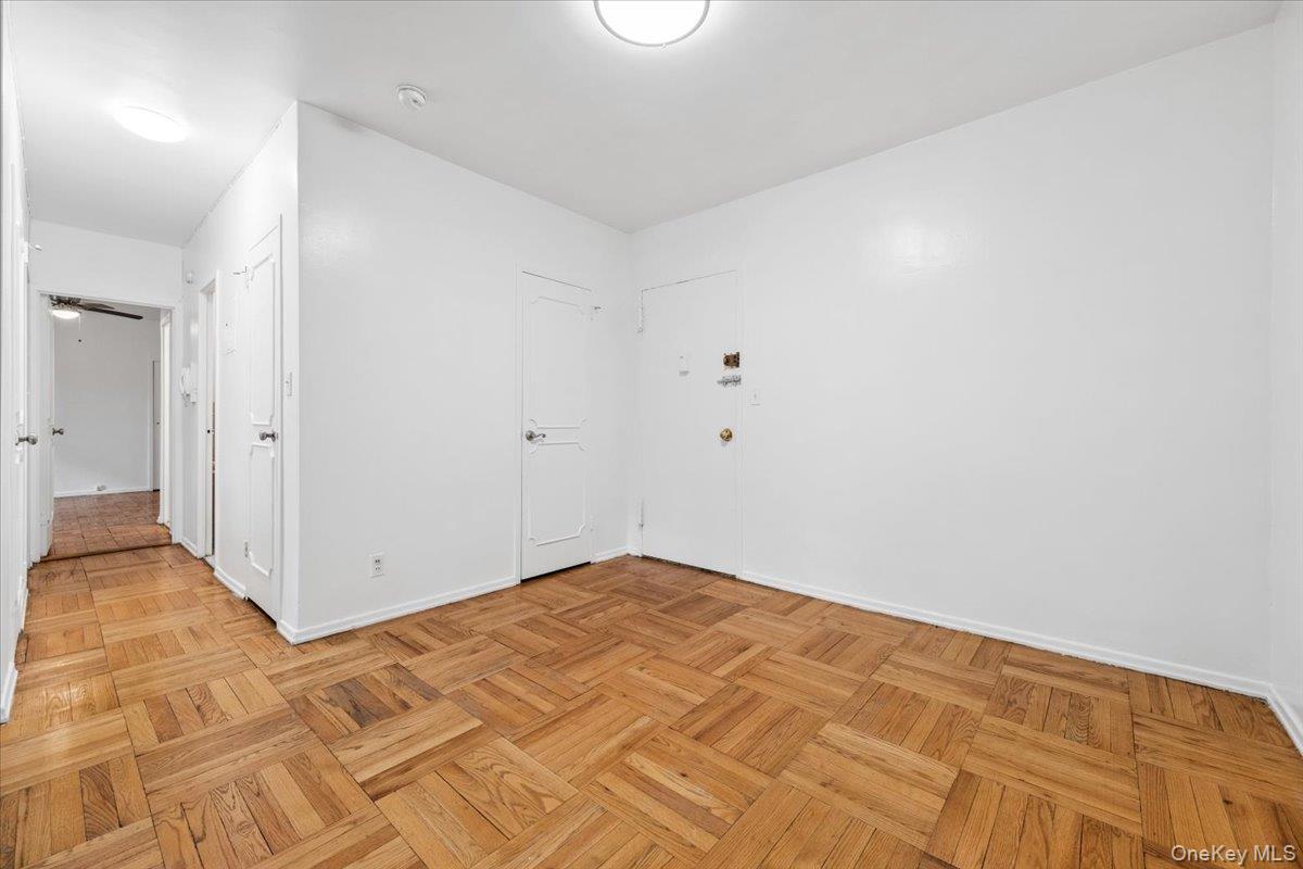 281 Garth Road, Unit C2H Scarsdale, NY 10583 - Photo 6 of 38