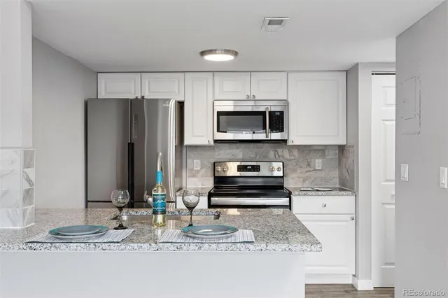 $139,999 | 3100 South Federal Boulevard, Unit 331, Denver, CO 80236