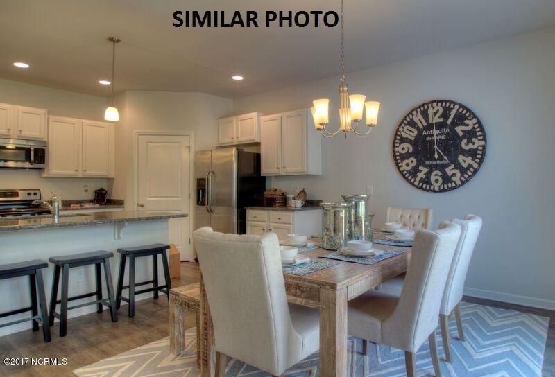 406 Saxby Way, Unit 52 Holly Ridge, NC 28445 - Photo 6 of 23 dining2