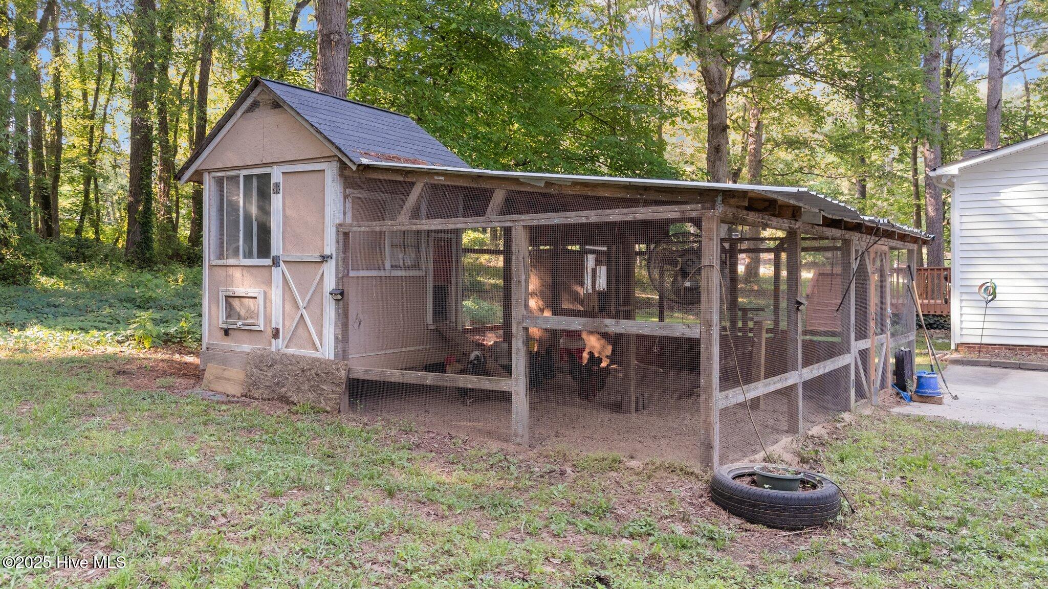 300 Plantation Road Clayton, NC 27520 - Photo 30 of 39 23-web-or-mls-DJI_20250515172931_0278_D