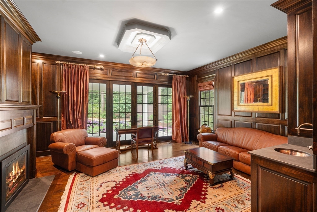 33 Skating Pond Road Weston, MA 02493 - Photo 15 of 39