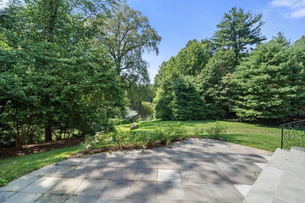 33 Skating Pond Road Weston, MA 02493 - Photo 33 of 39