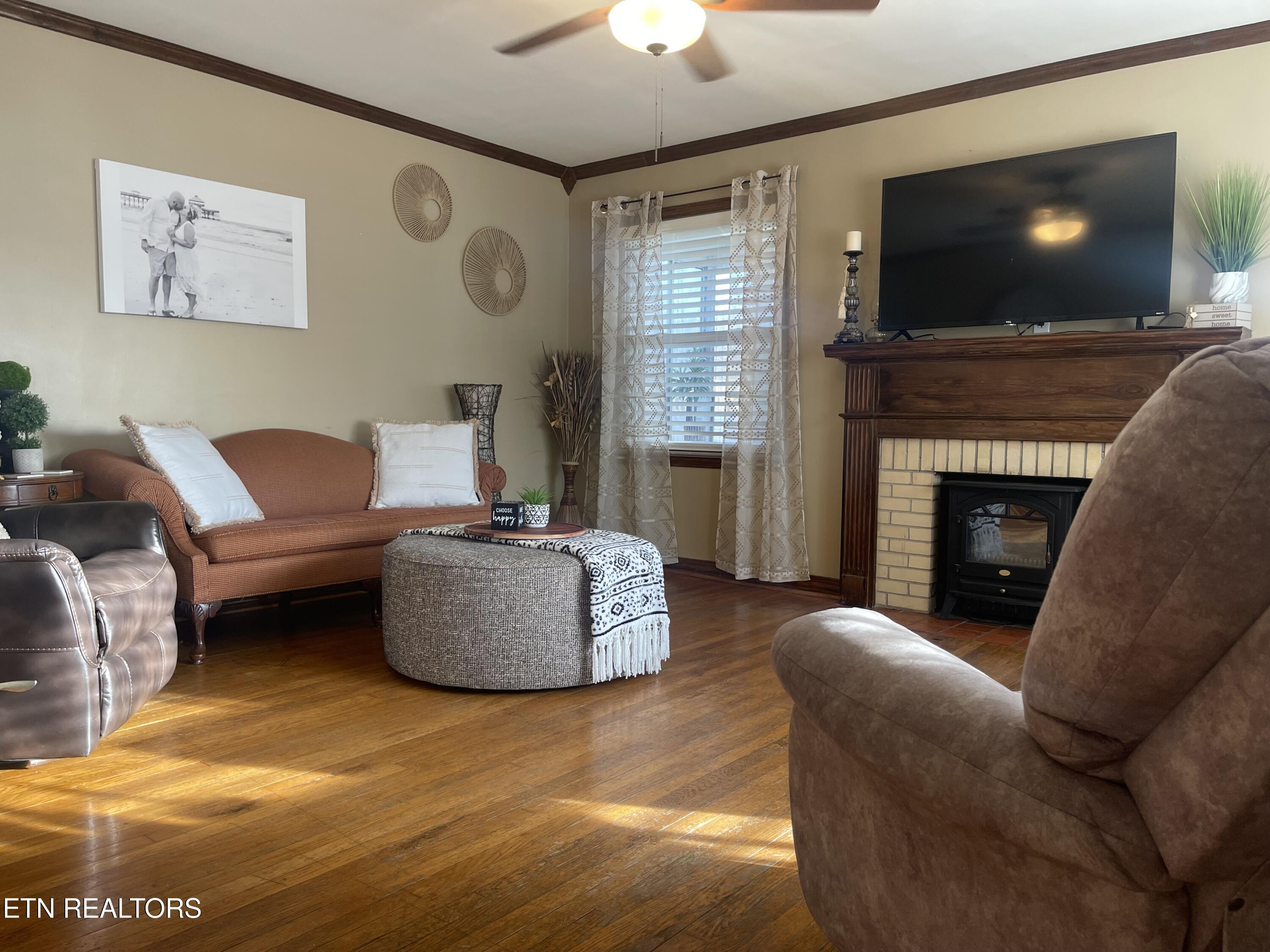 105 Franklin Avenue Harrogate, TN 37752 - Photo 13 of 41 IMG_4368