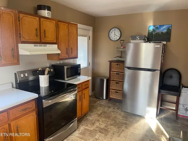 $259,900 | 105 Franklin Avenue, Harrogate, TN 37752