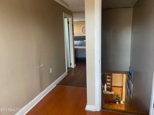 $259,900 | 105 Franklin Avenue, Harrogate, TN 37752