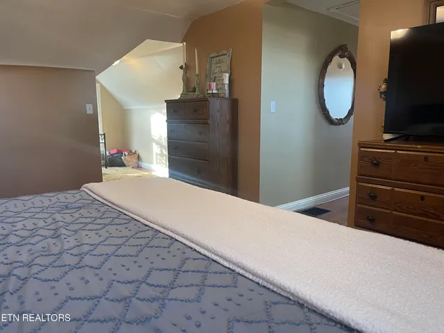 $269,900 | 105 Franklin Avenue, Harrogate, TN 37752