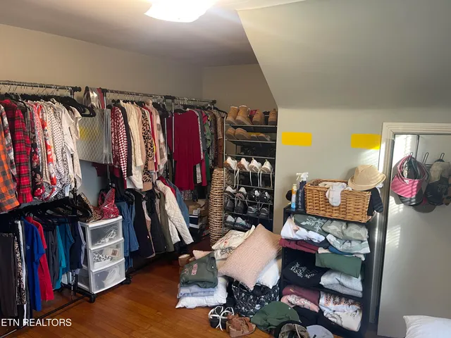 $269,900 | 105 Franklin Avenue, Harrogate, TN 37752