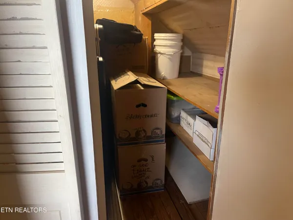 $259,900 | 105 Franklin Avenue, Harrogate, TN 37752