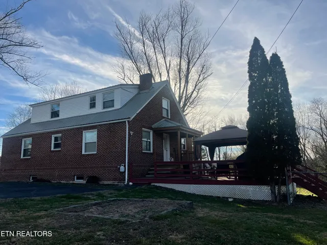 $269,900 | 105 Franklin Avenue, Harrogate, TN 37752