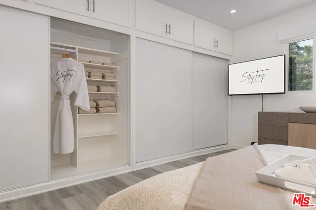 $4,472 | 8911 Cynthia Street, Unit 10, West Hollywood, CA 90069