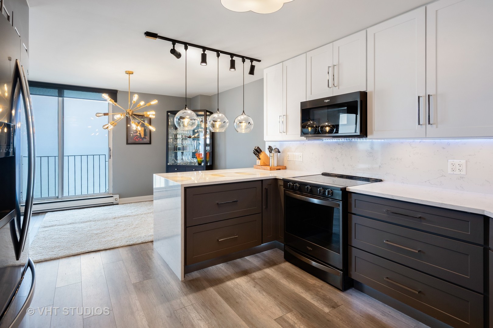 6033 North Sheridan Road, Unit 35B Chicago, IL 60660 - Photo 5 of 26