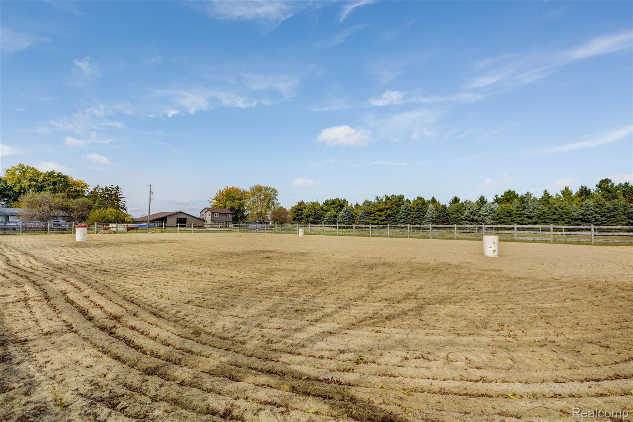 10572 Otter Road Carleton, MI 48117 - Photo 29 of 37 Otter_46.jpg