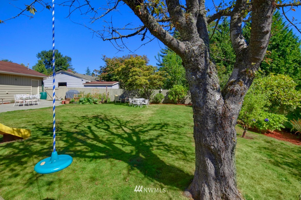 306 233rd Street Southwest Bothell, WA 98021 - Photo 14 of 14
