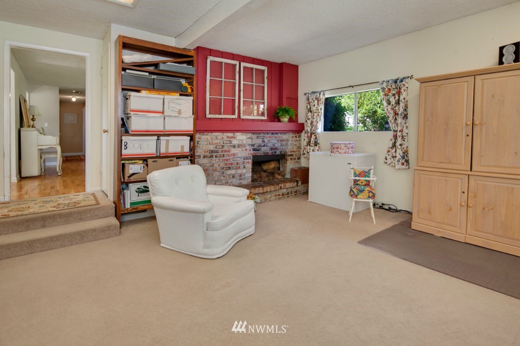 306 233rd Street Southwest Bothell, WA 98021 - Photo 9 of 14