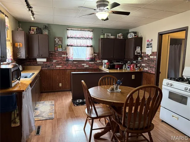 $69,000 | 1400 Walnut Street, Hannibal, MO 63401