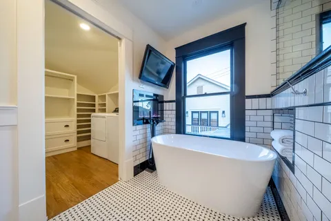 $1,899,000 | 1109 Rutland Street, Houston, TX 77008