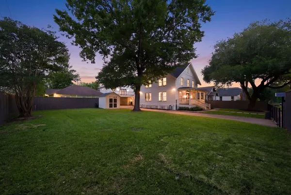 $1,899,000 | 1109 Rutland Street, Houston, TX 77008