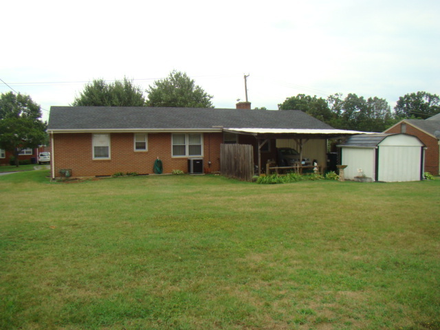 120 Frontier Road Northwest Roanoke, VA 24012 - Photo 3 of 7 Back