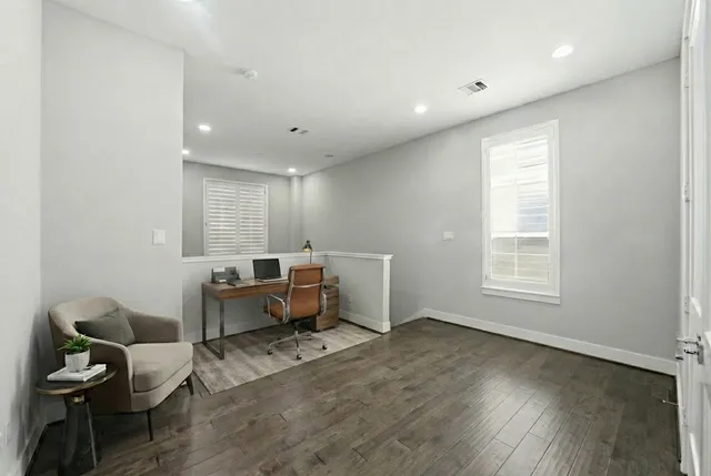 $3,200 | 2506 Cohn Street, Houston, TX 77007