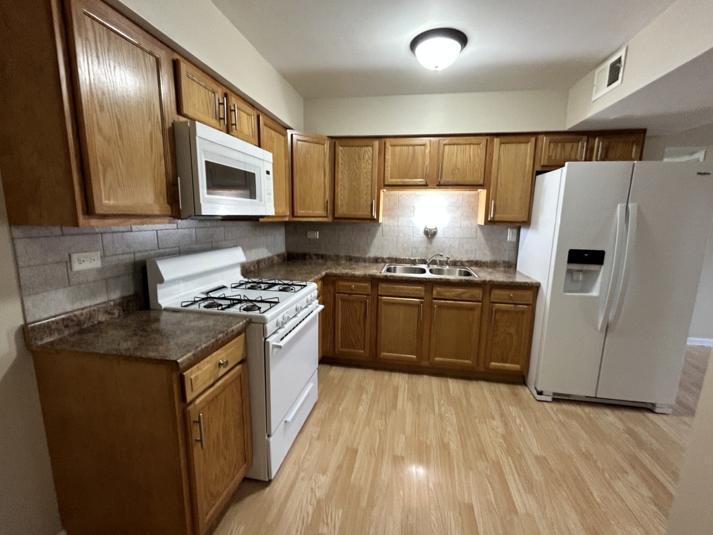 6616 104th Place, Unit 5 Chicago Ridge, IL 60415 - Photo 3 of 11