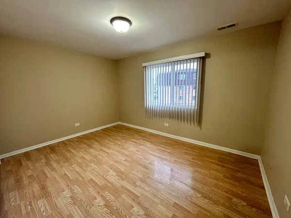$1,725 | 6616 104th Place, Unit 5, Chicago Ridge, IL 60415